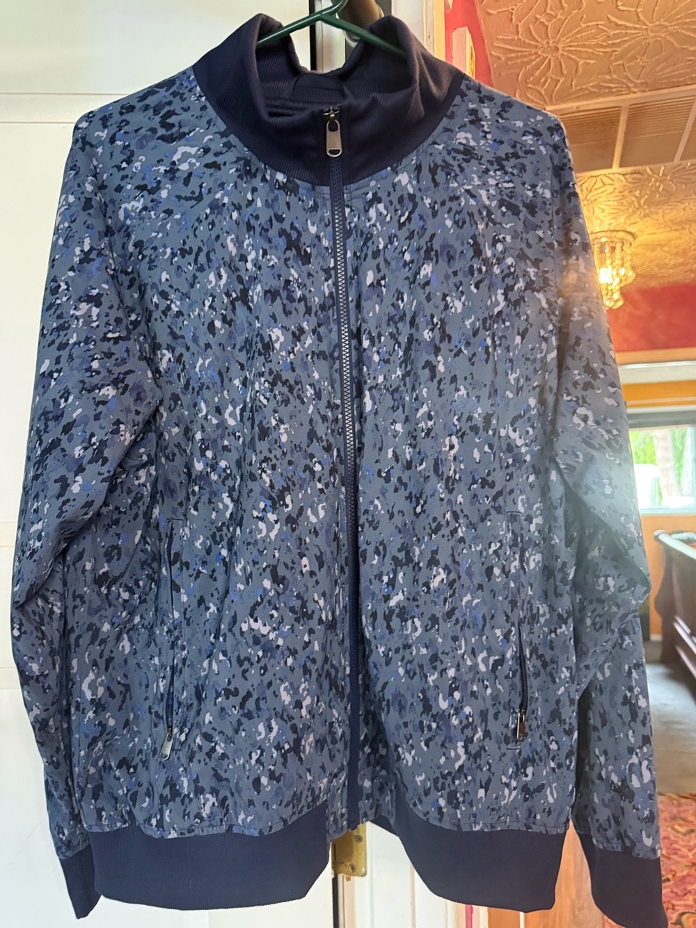 Athleta Women's Blue Patterned Zip-Up Jacket